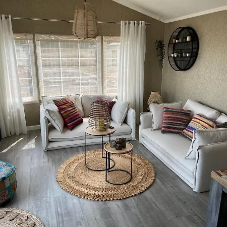 Mooi Huisje Aan De Maas *