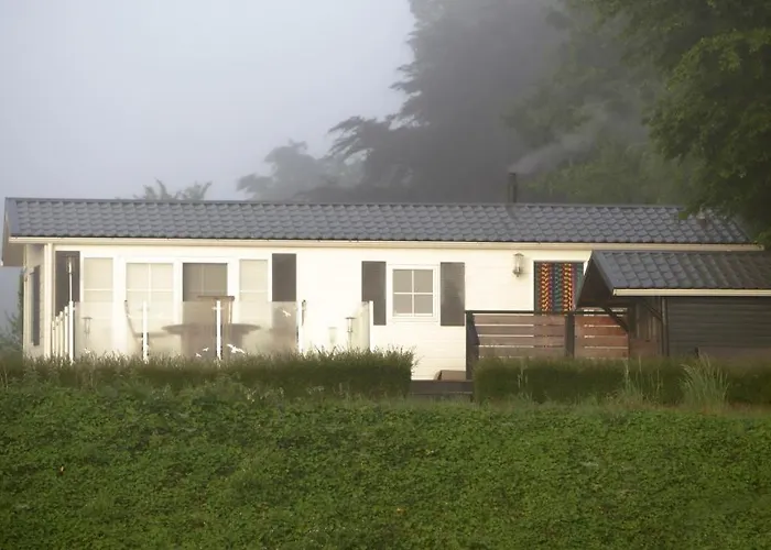 Mooi Huisje Aan De Maas Op-Andel