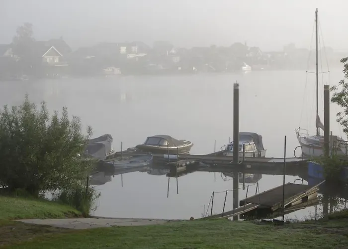 Mooi Huisje Aan De Maas Hébergement de vacances *